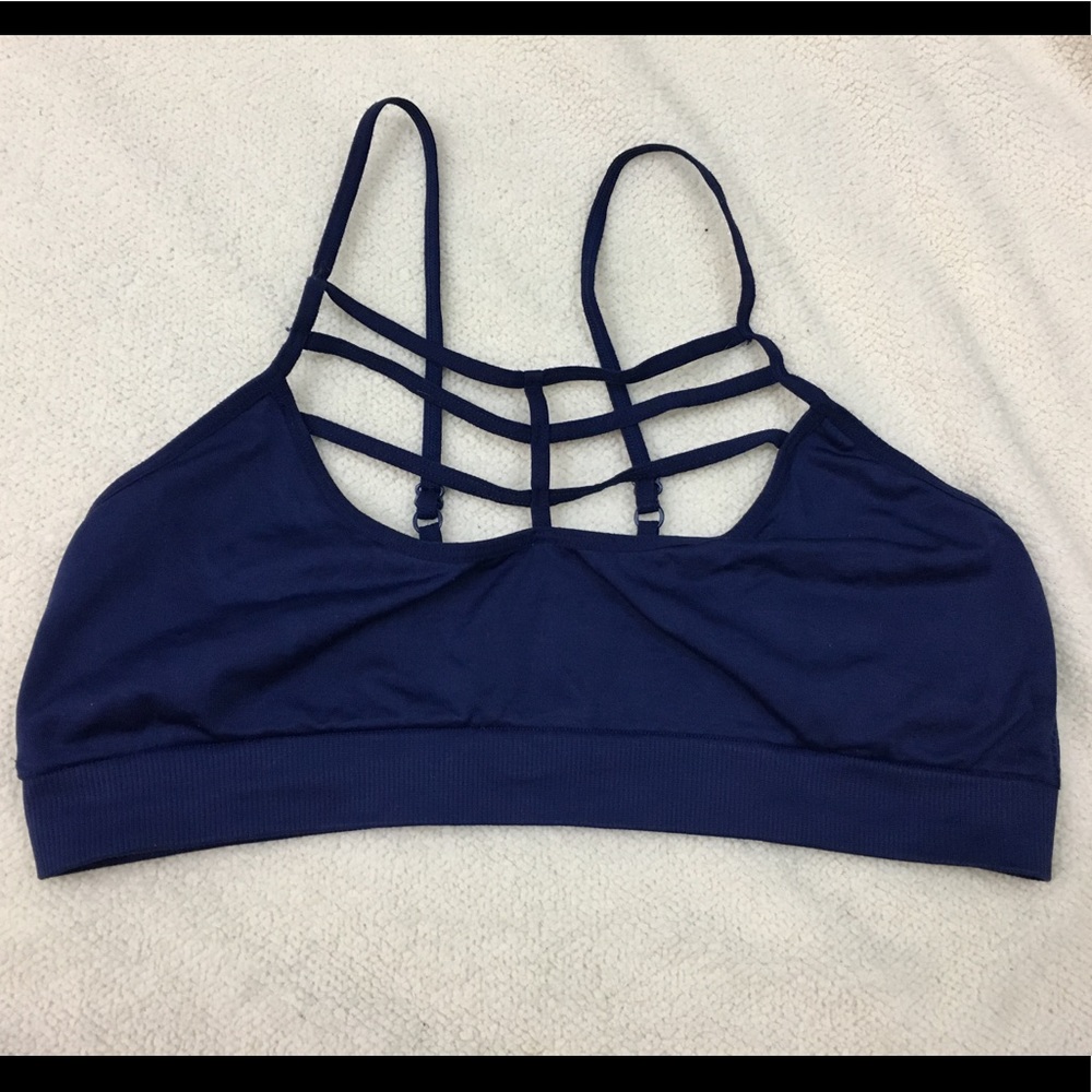 Victoria’s Secret Strappy Bralette Large